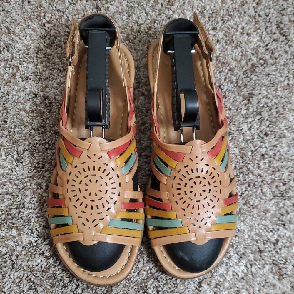 🌈 Naturalizer Leather Slingback Sandals – Size 7 – Multicolor Woven Design - Picture 2 of 10